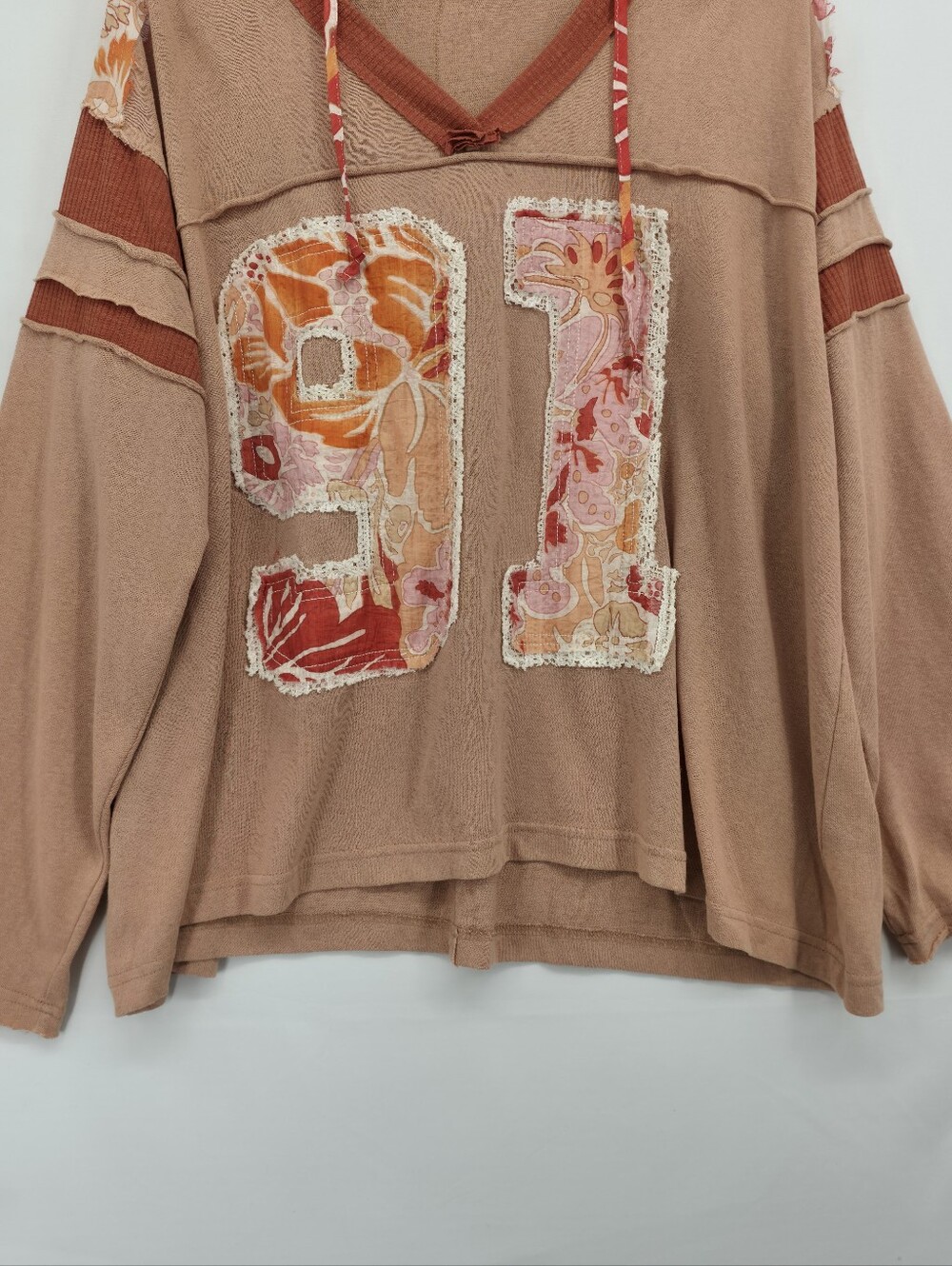 POL Oversized Boho Hoodie Sweatshirt Floral Patchwork Applique Knit Top Large - Picture 7 of 15